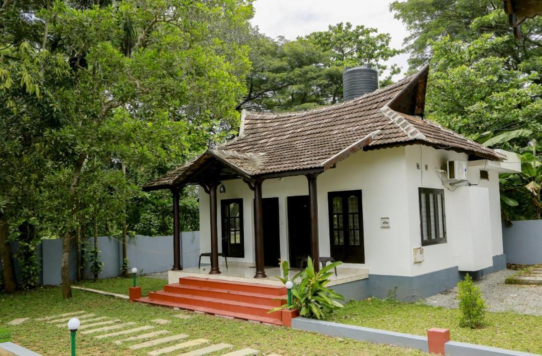Winterfeel Venice Resort Alappuzha ภายนอก รูปภาพ