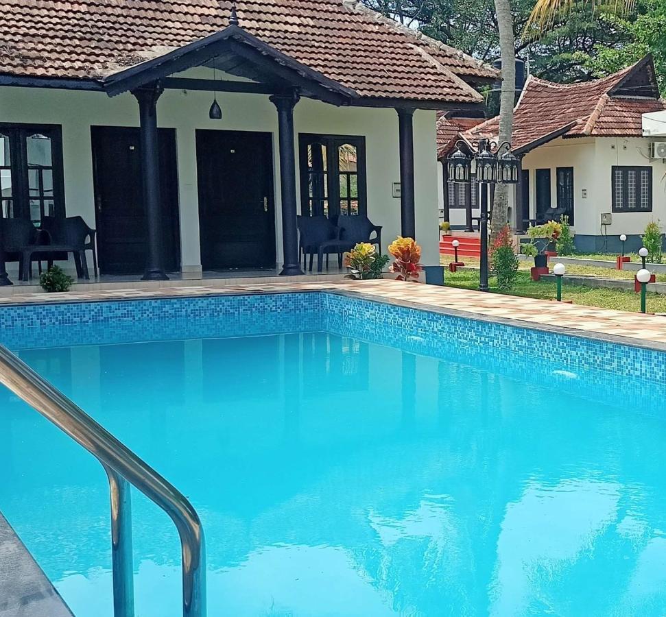 Winterfeel Venice Resort Alappuzha ภายนอก รูปภาพ